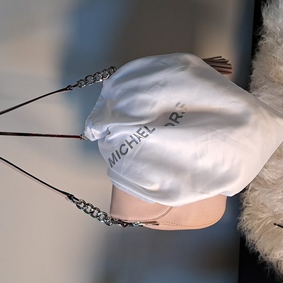 Michael Kors NWTs Bedford Crossbody NWTs - Picture 14 of 17